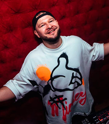 DJ YURIY HARIUS